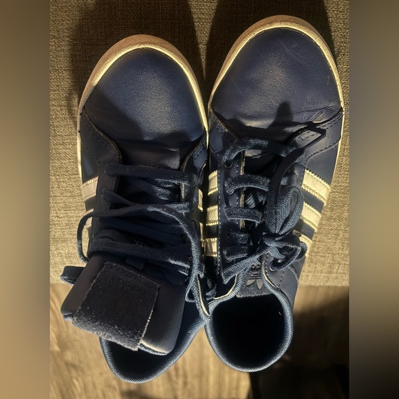 adidas sneakers - Picture 3 of 7